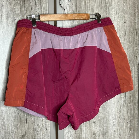 Lululemon Evergreen High Rise Shorts Women Size 12 Multicolor Pockets Unlined - Picture 3 of 6